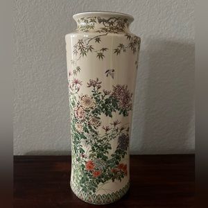 Shibata Vase Made in Japan
